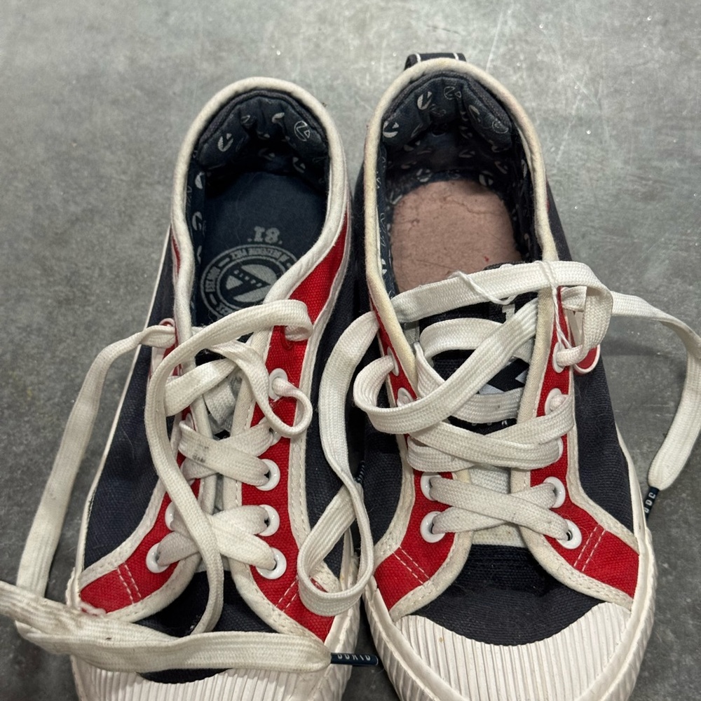 Dorks Red and Black Fashion Athletic Shoes